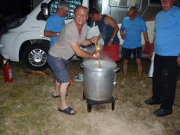 03 - preparativi cena 016.JPG